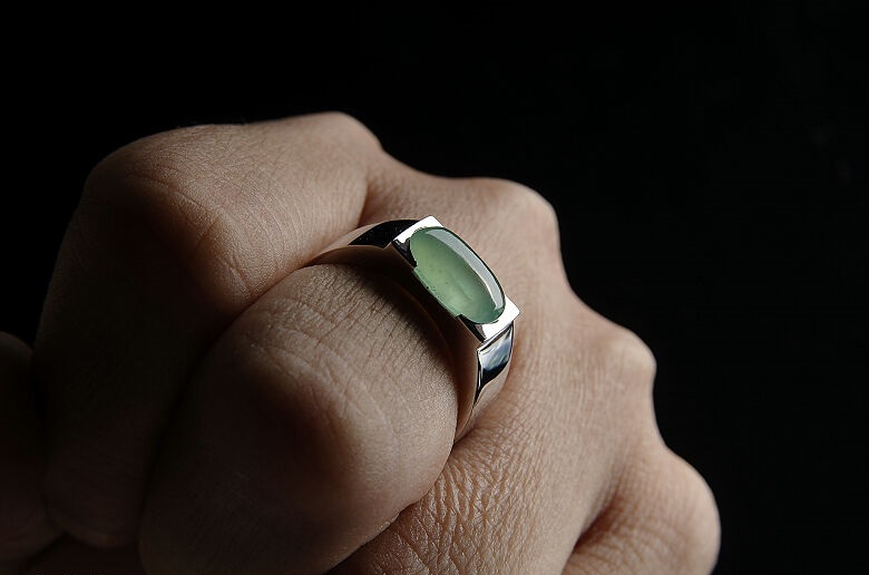戒指戴什么材质的好戒指的材质介绍「戒指买什么材质的好」