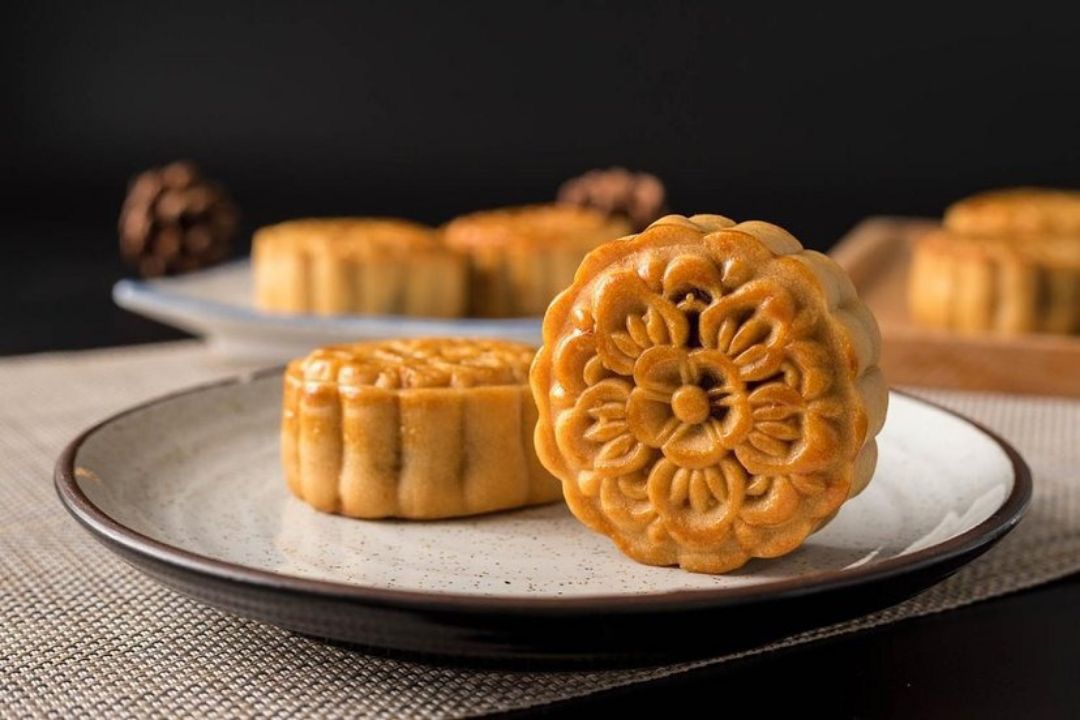 中秋节都有哪些美食「中秋节传统食物中秋节必吃的美食是什么」
